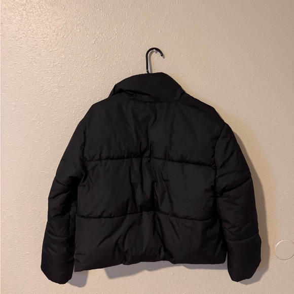 Old Navy Womens Black Puffer Jacket size XS - Picture 5 of 5